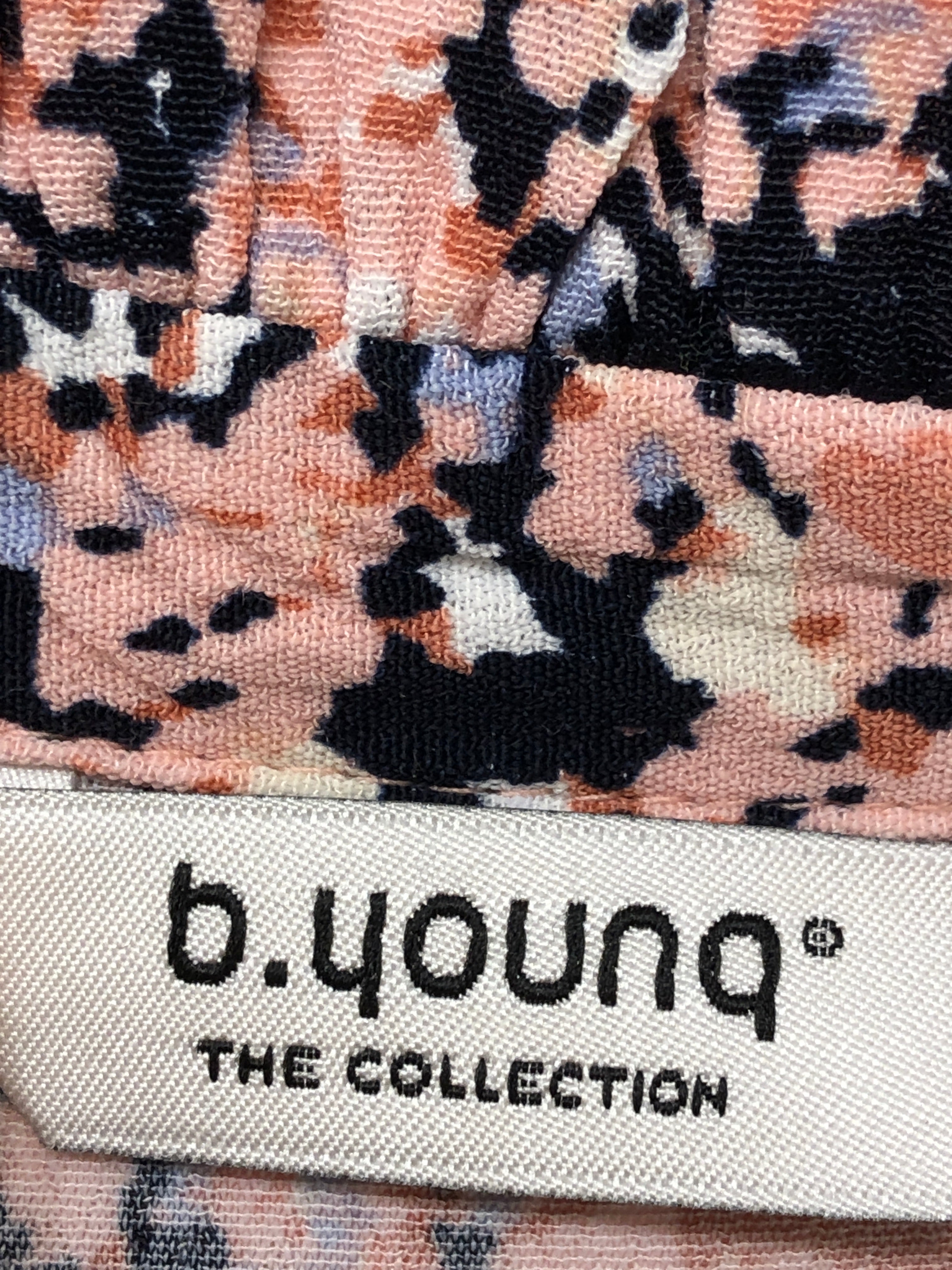 B. Young Kjole